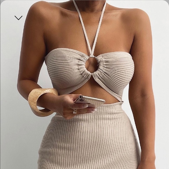 Dress - Picture 2 of 6